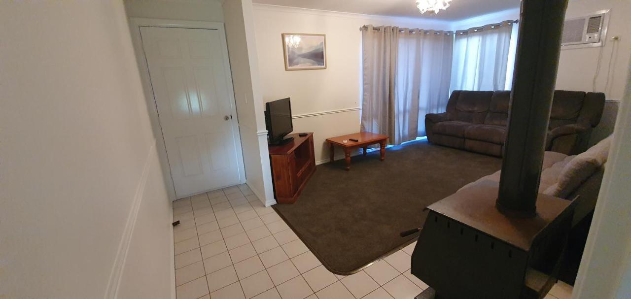 Pinjarra Caravan Park And Cabins エクステリア 写真