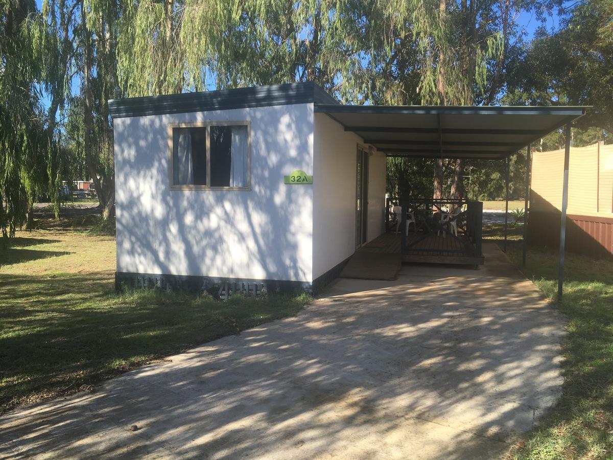 Pinjarra Caravan Park And Cabins エクステリア 写真