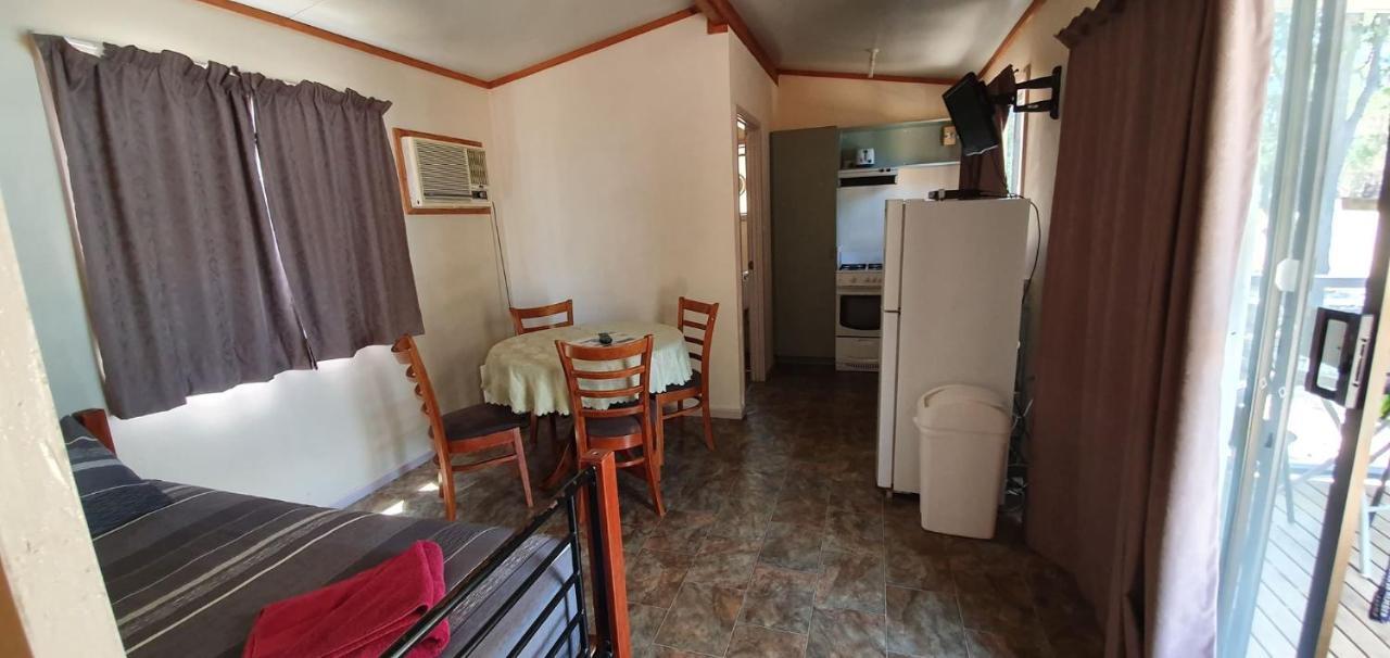 Pinjarra Caravan Park And Cabins エクステリア 写真