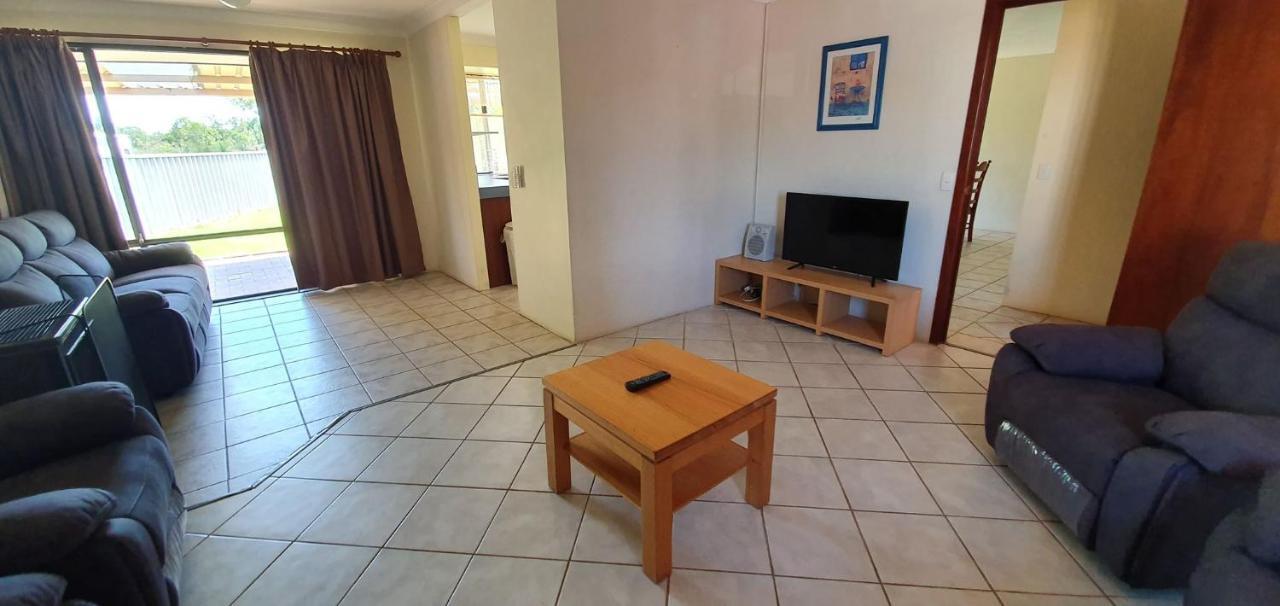 Pinjarra Caravan Park And Cabins エクステリア 写真